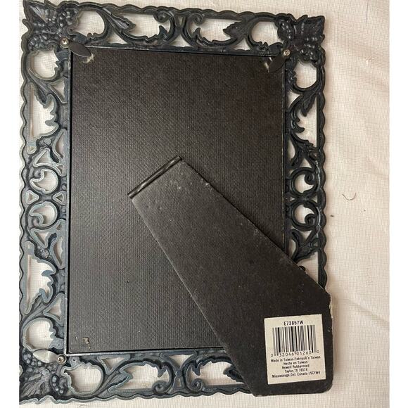 Ornate Metal Photo Frame 4.5x3" Sections GUC - Picture 3 of 4